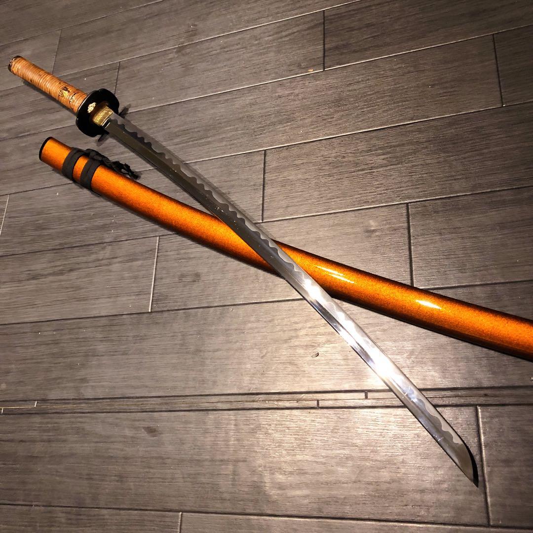 高級模造刀　居合刀　太刀　本研波刃　籐巻拵え　 刃長