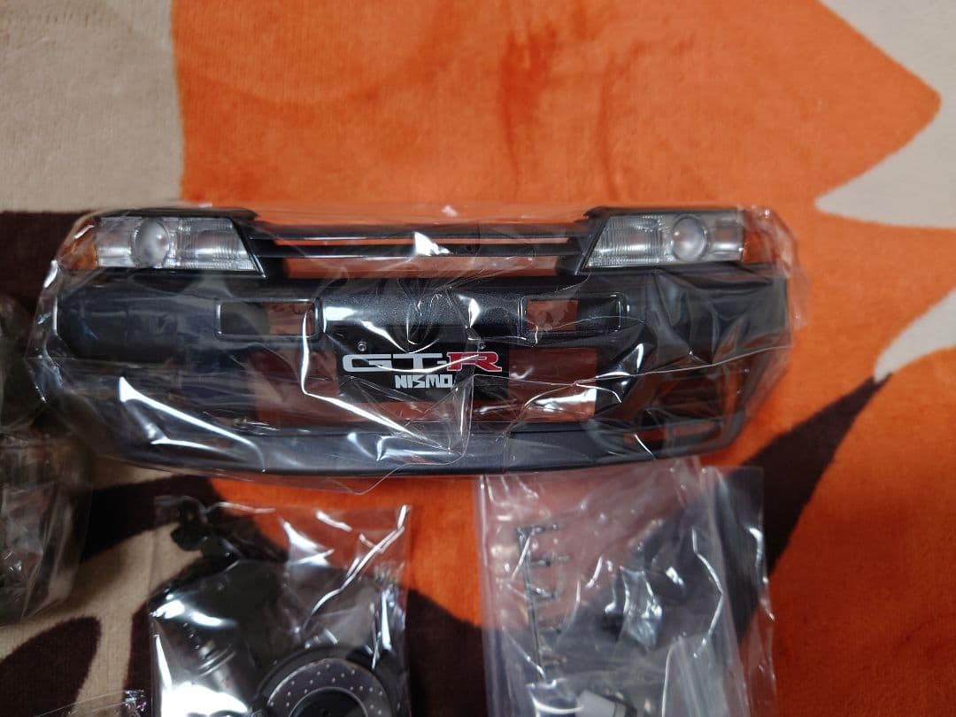 ディアゴスティーニR32スカイラインGT-Rニスモ1/8現状品