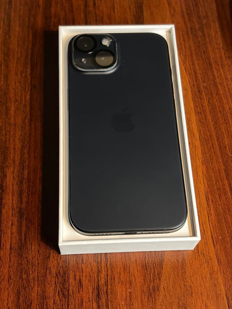 シャッター音無iPhone15 ブラック美品　米国版SIMフリー