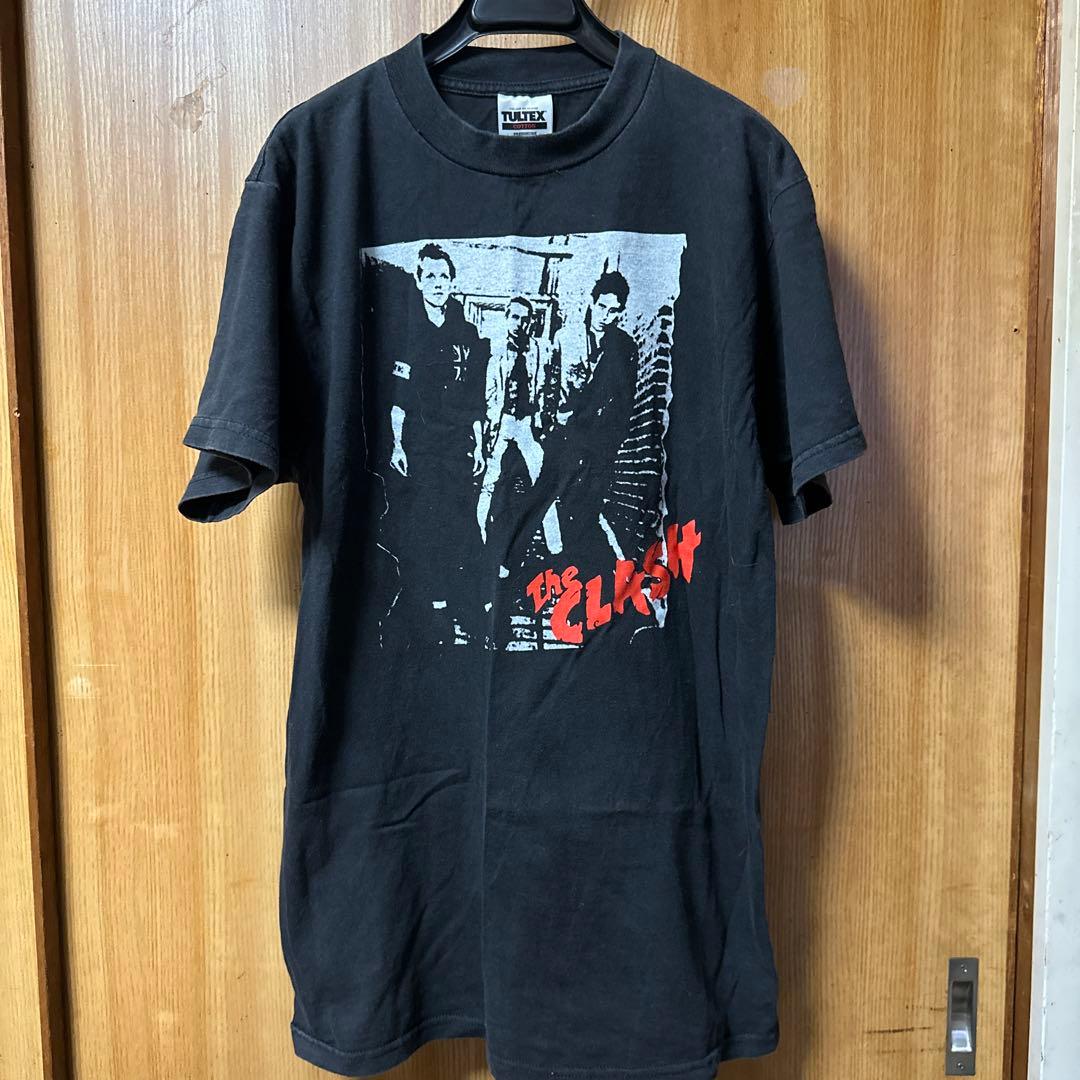 ［半額セール中］古着屋購入The Clash Tシャツ Mサイズ TULTEK製