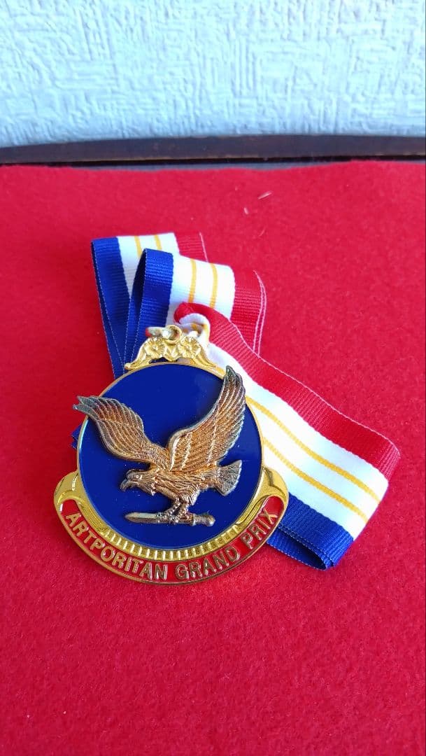 人見友紀　1996年 OSCAR DE MEJO　ゴールドメダル　伝説の逃亡画家