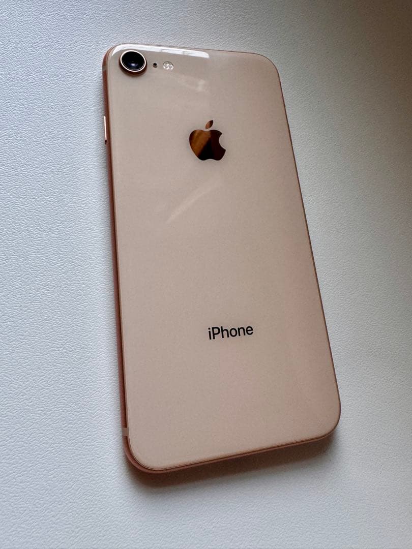 【超美品】Apple iPhone 8 ゴールド 64GB バッテリー残100%