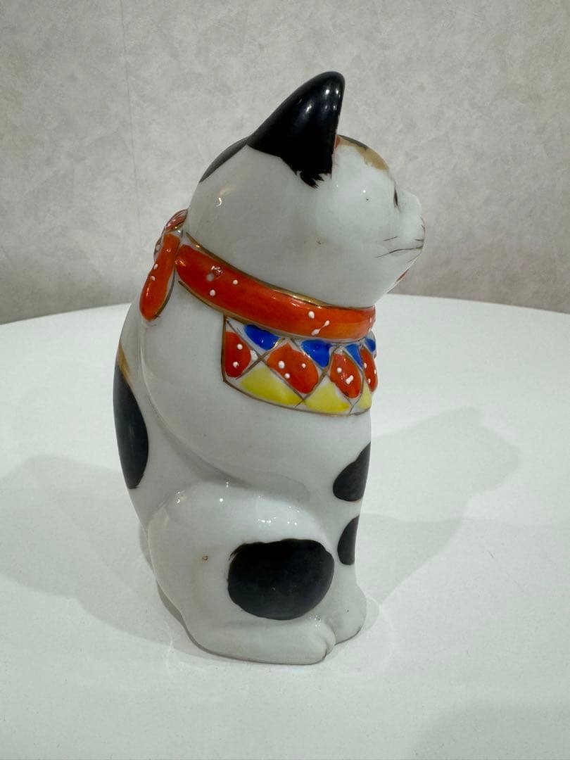 古い招き猫    ^.  ̫ .^ฅ゛