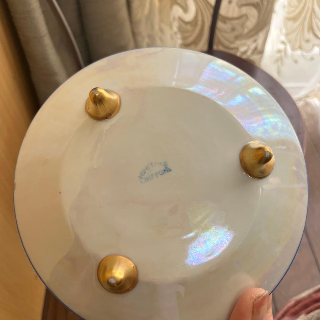 オールドノリタケ三つ脚浅めのボウル　珍しいお品物1910年代の輸出品ラスター？