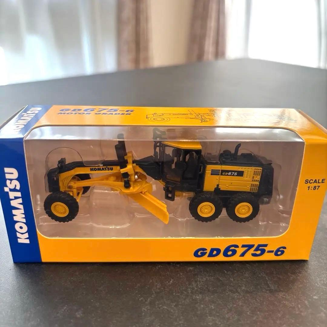 専用いっちゃん　コマツ 模型 11点（非売品株主優待）ミニチュア 建機