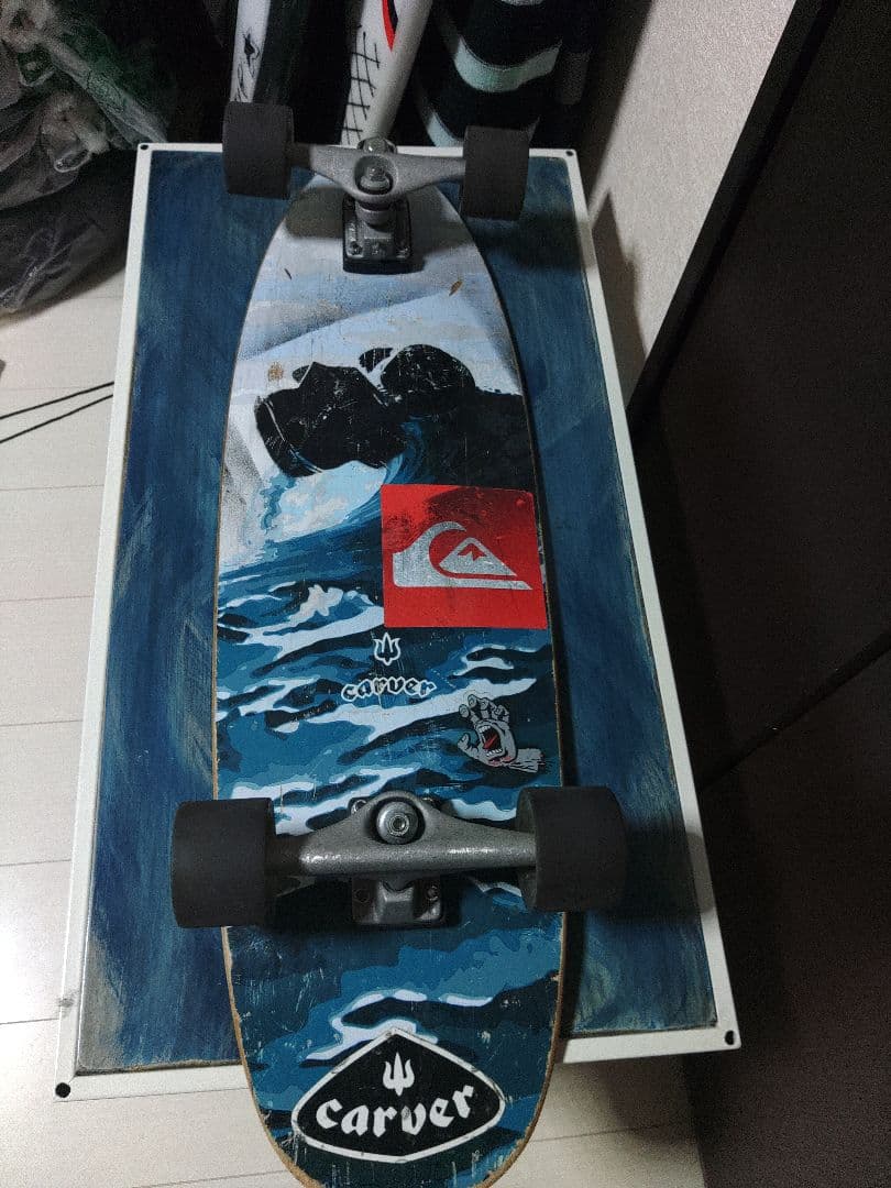 中古　Carver スケートボード　サーフィン　スケボー　波乗り