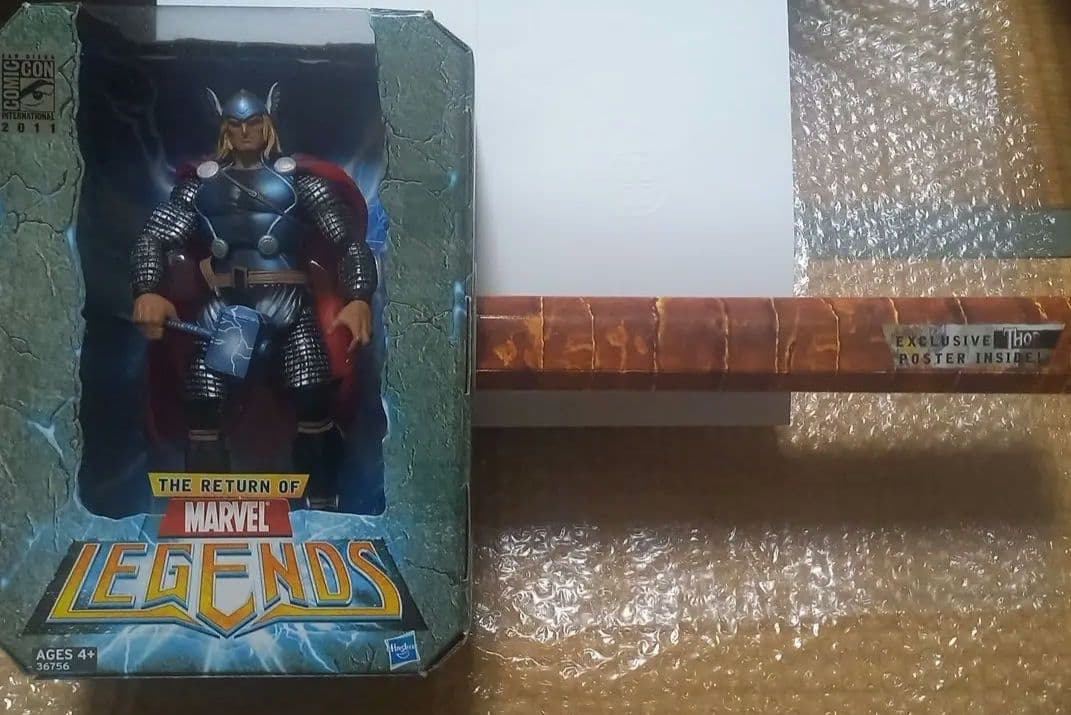 マーベルレジェンド　ソー　海外コミコン限定　THOR　アベンジャーズ