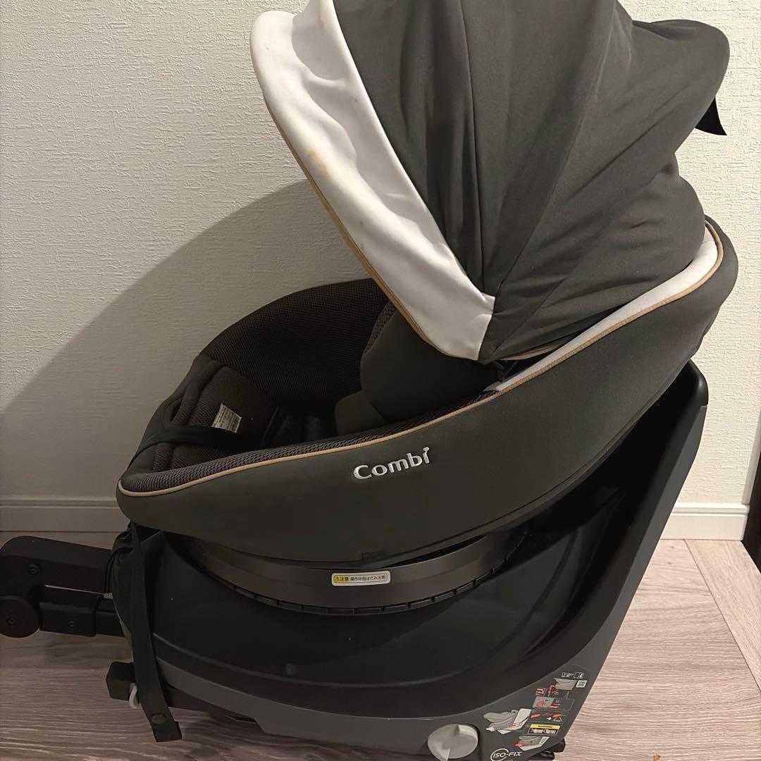 Combi チャイルドシート 回転式　クルムーヴスマート　ISOFIX対応