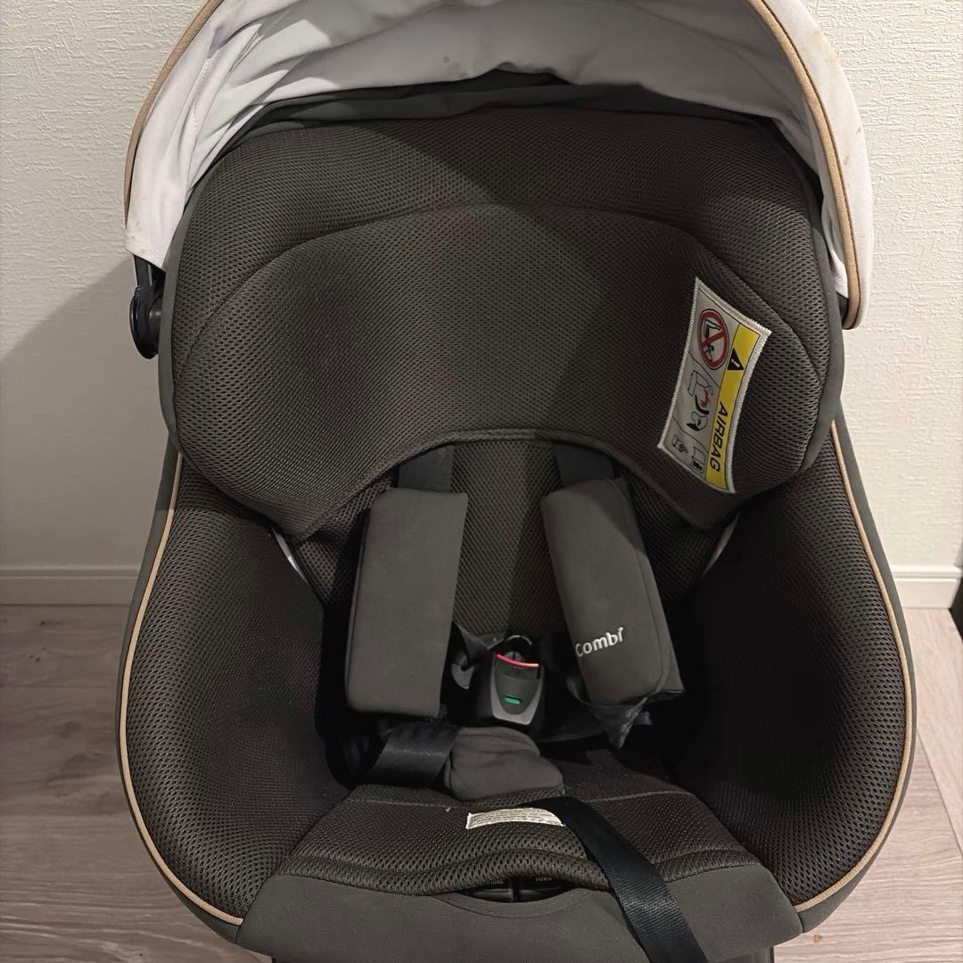 Combi チャイルドシート 回転式　クルムーヴスマート　ISOFIX対応