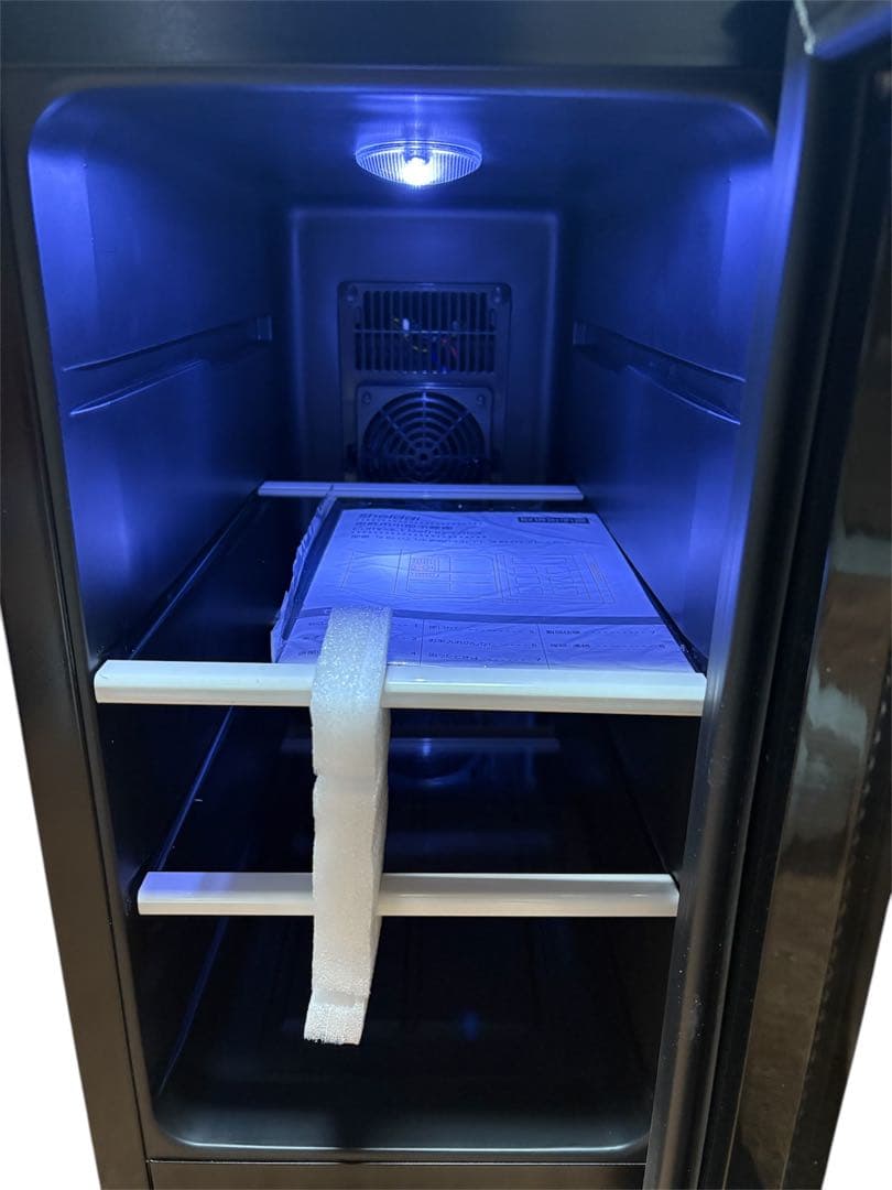 訳あり価格❣️Shelddi 小型冷蔵庫 23Lペルチェ式 黒色 SHR-023A