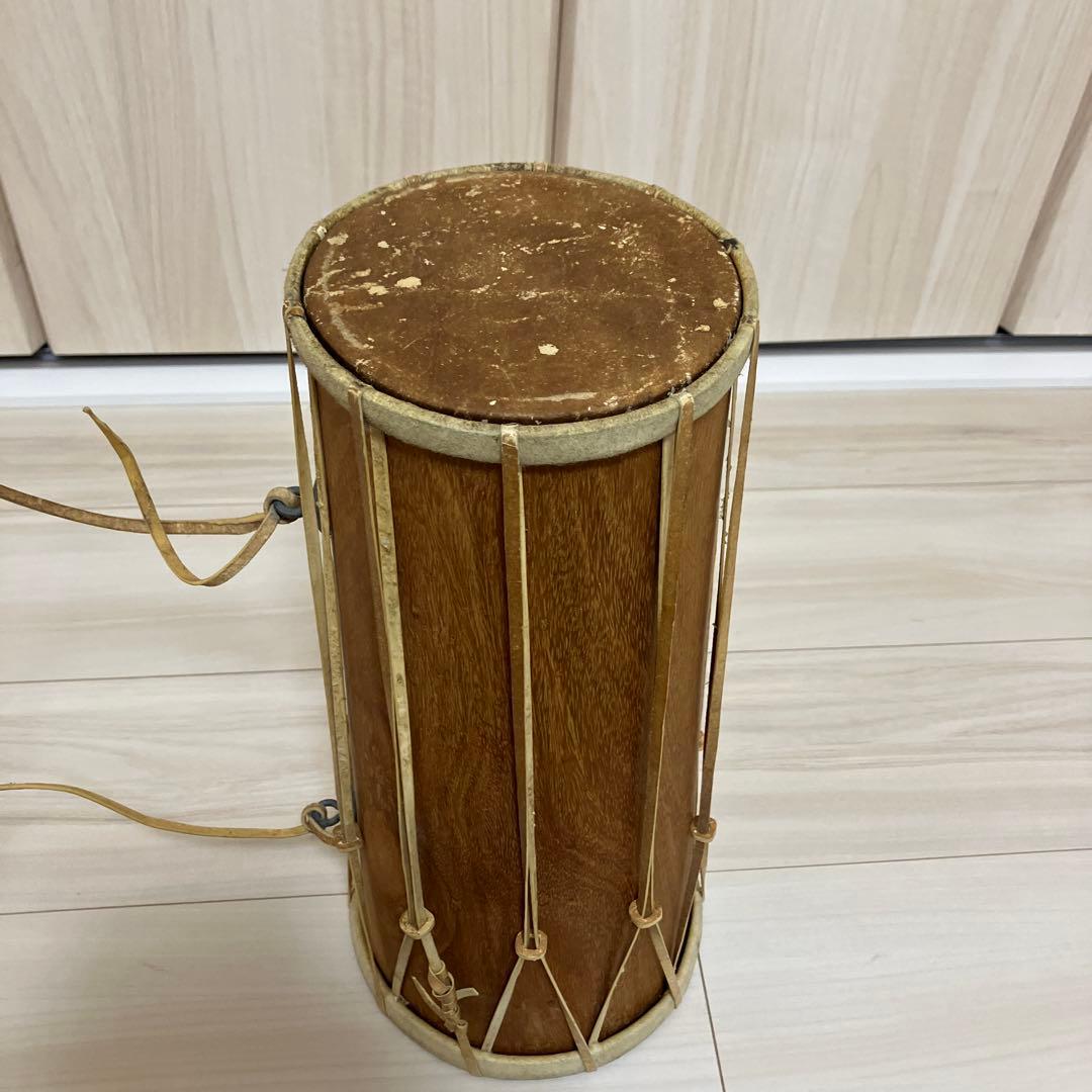 両面太鼓　ガムラン クンダン？　インドネシア　バリ　打楽器