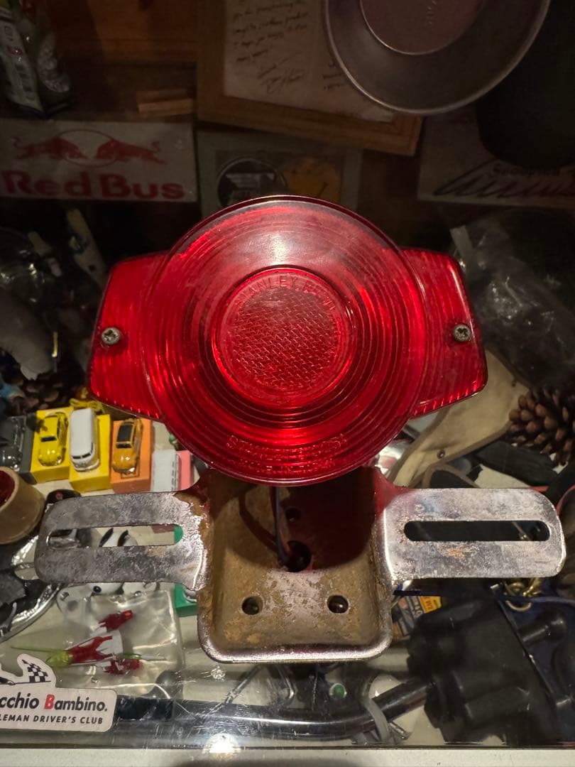 W1S テールランプ