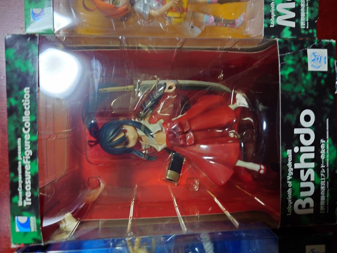 世界樹の迷宮 フィギュア　4体フルセット