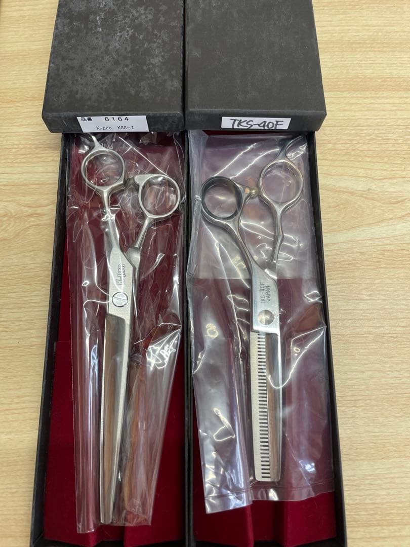 【未使用】トリミングハサミ2本(K-pro:KGS-I、TKS-40F)➕ケース