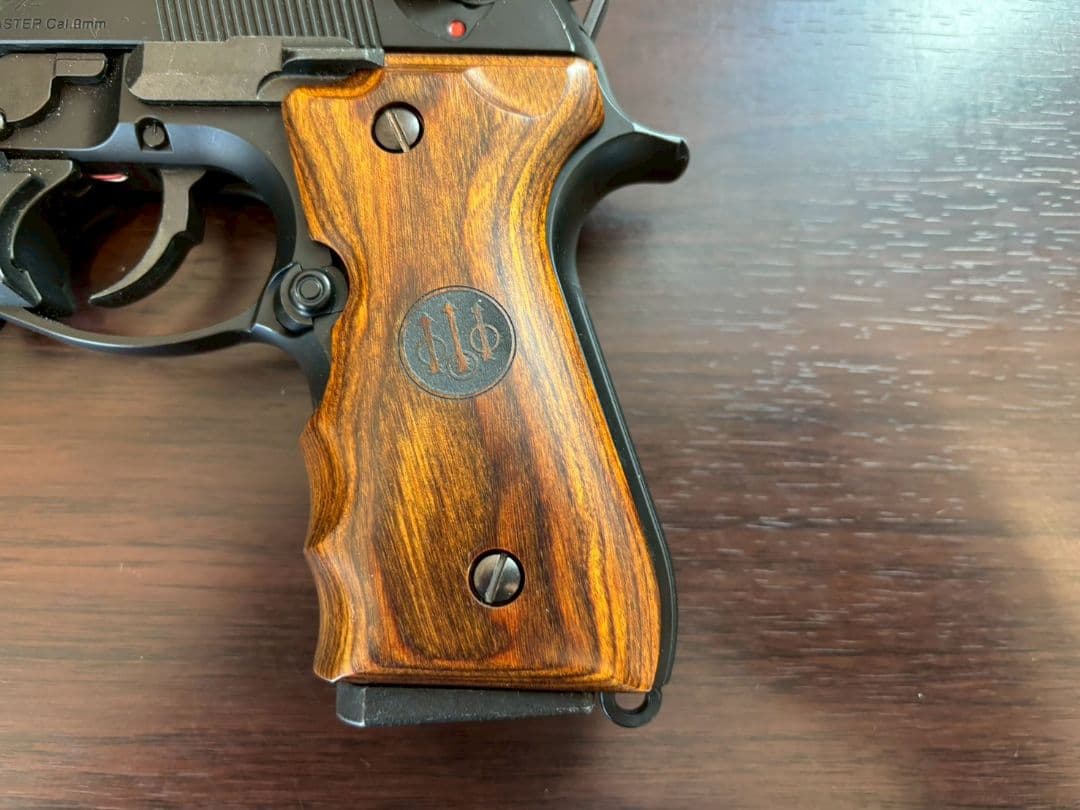 【希少】マルイ TACTICAL MASTER M92F レーザーサイト付