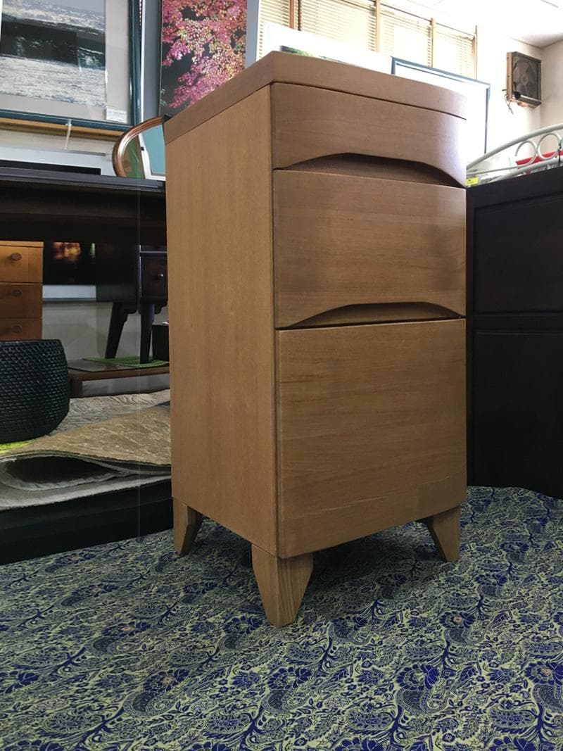 極美品！　送料込！　上質家具　光製作所　スリム3段　チェスト　モデルルーム展示品