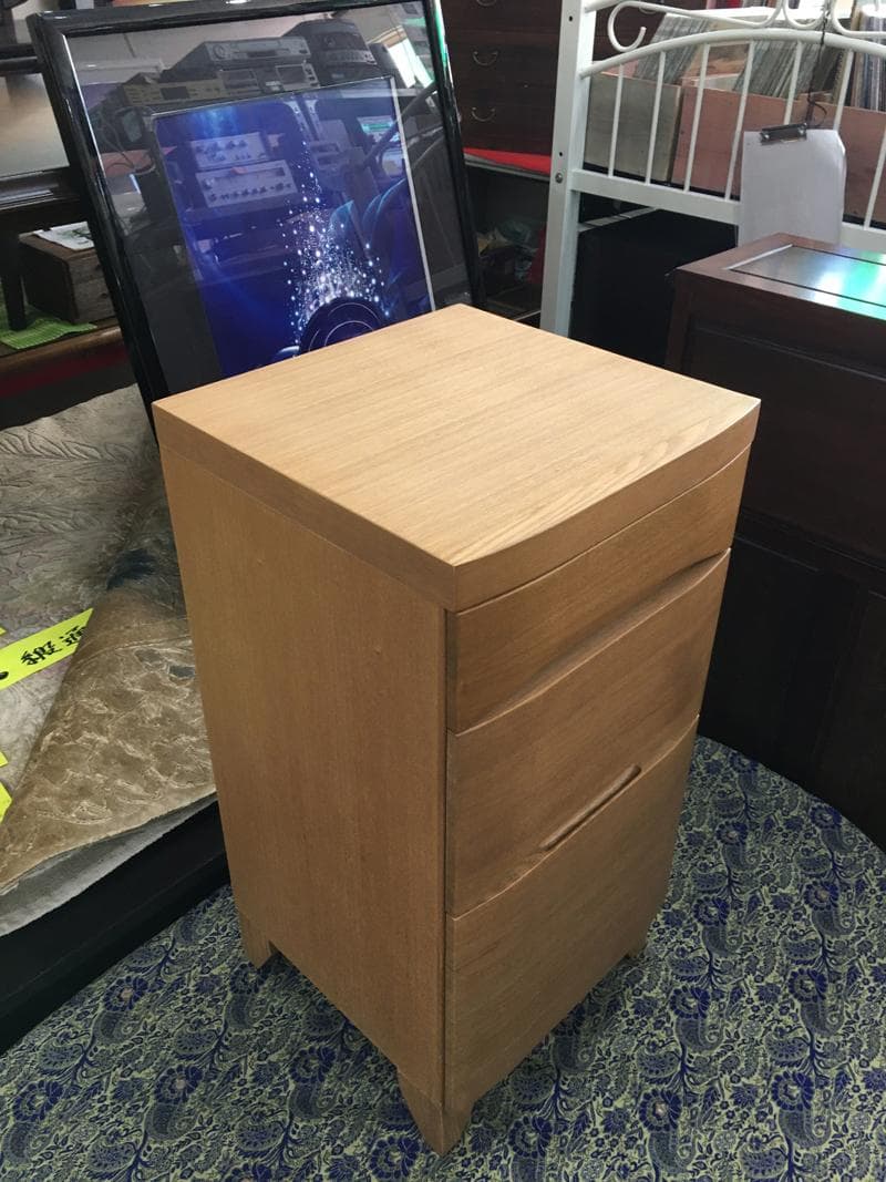 極美品！　送料込！　上質家具　光製作所　スリム3段　チェスト　モデルルーム展示品