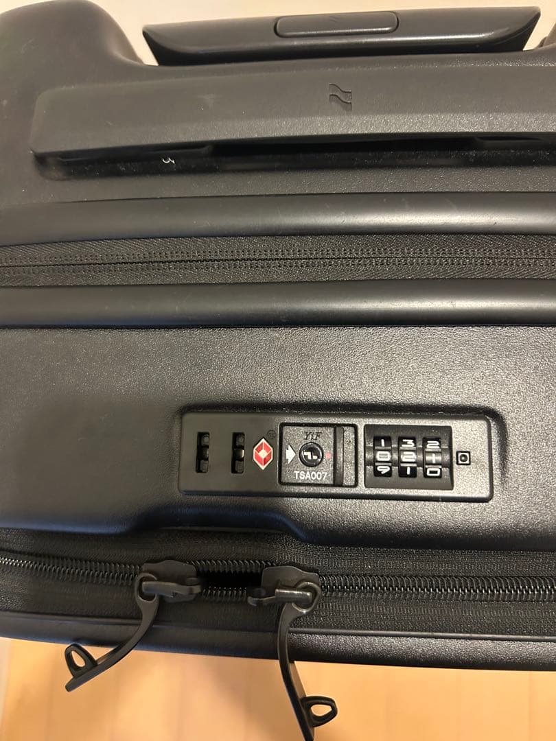 美品 LOJEL ロジェール CUBO S 黒 ブラック