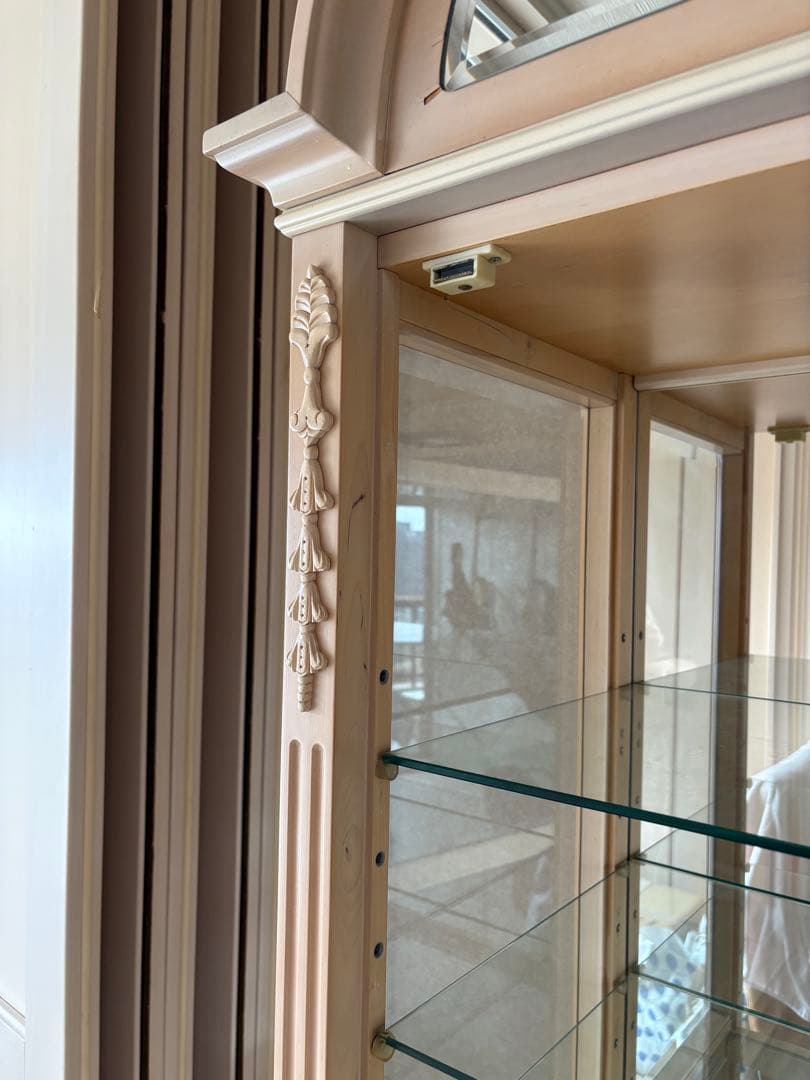 ★匿名配送★ リンホーリン (大塚家具)アンティーク 飾り棚