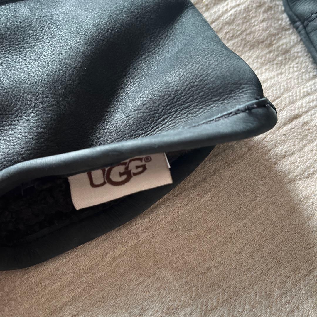 UGGレザー牛革黒手袋　グローブ　Lサイズ
