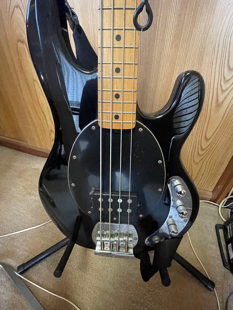 Sterling MUSICMAN SUBシリーズ RAY 4 エレキベース