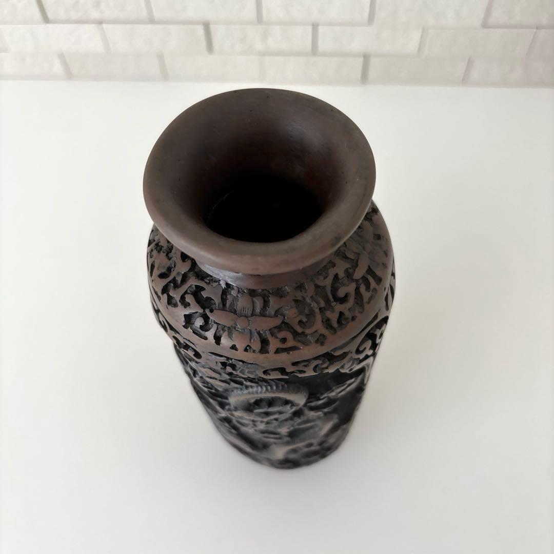 龍　花瓶　黒色花瓶　ドラゴン彫刻　一輪挿し　アンティーク　縁起物骨董品