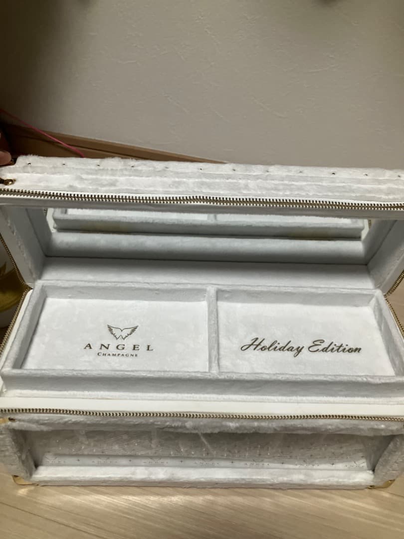 エンジェル　シャンパン　ホリデー　ホワイト　ゴールド　ロゼ