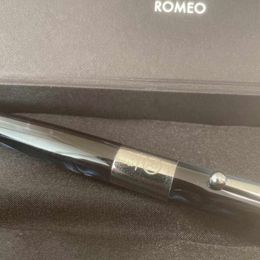 伊東屋　ROMEO No.3ボールペン