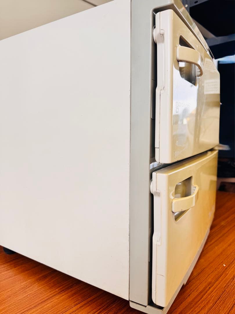 ホウエイ 業務用 タオルウォーマー 2段2扉 ホワイト 動作品 送料込み