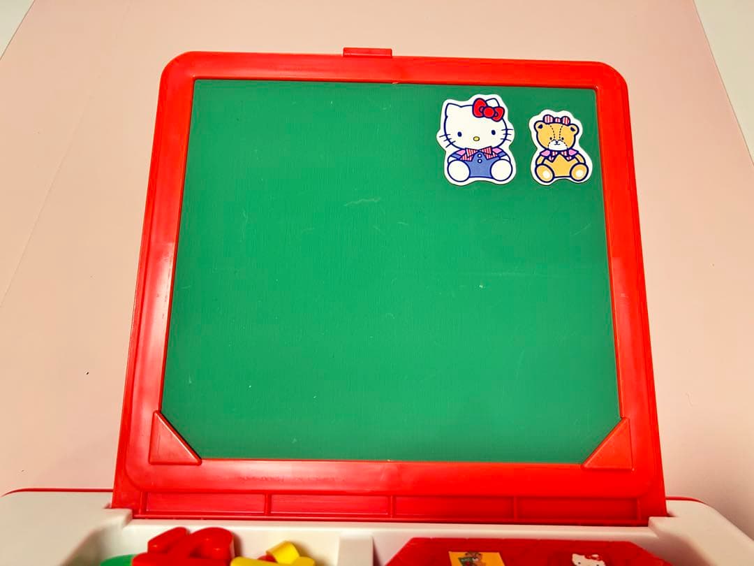 ハローキティ　ひらがなマグネット