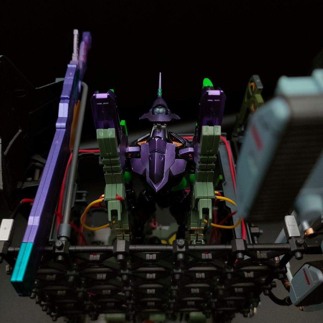 エヴァンゲリオン　初号機　専用拘束兼移動式射出台＋武器格納庫　RG 【全塗装】