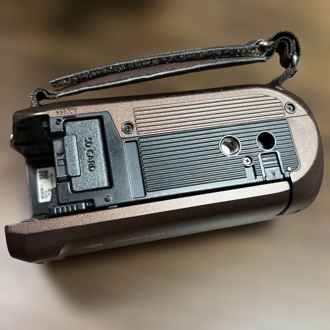 ゆ*み様 Panasonicデジタルハイビジョンビデオカメラ HC-W580M