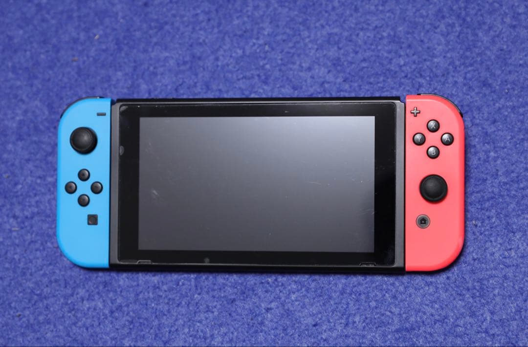 Nintendo Switch 本体 ジョイコン　SDカード