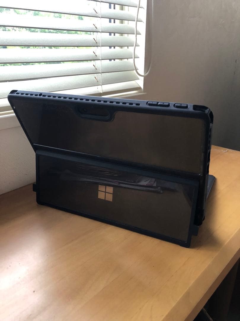 Microsoft SurfacePro 9/8GB/256GBカバーマウス付き