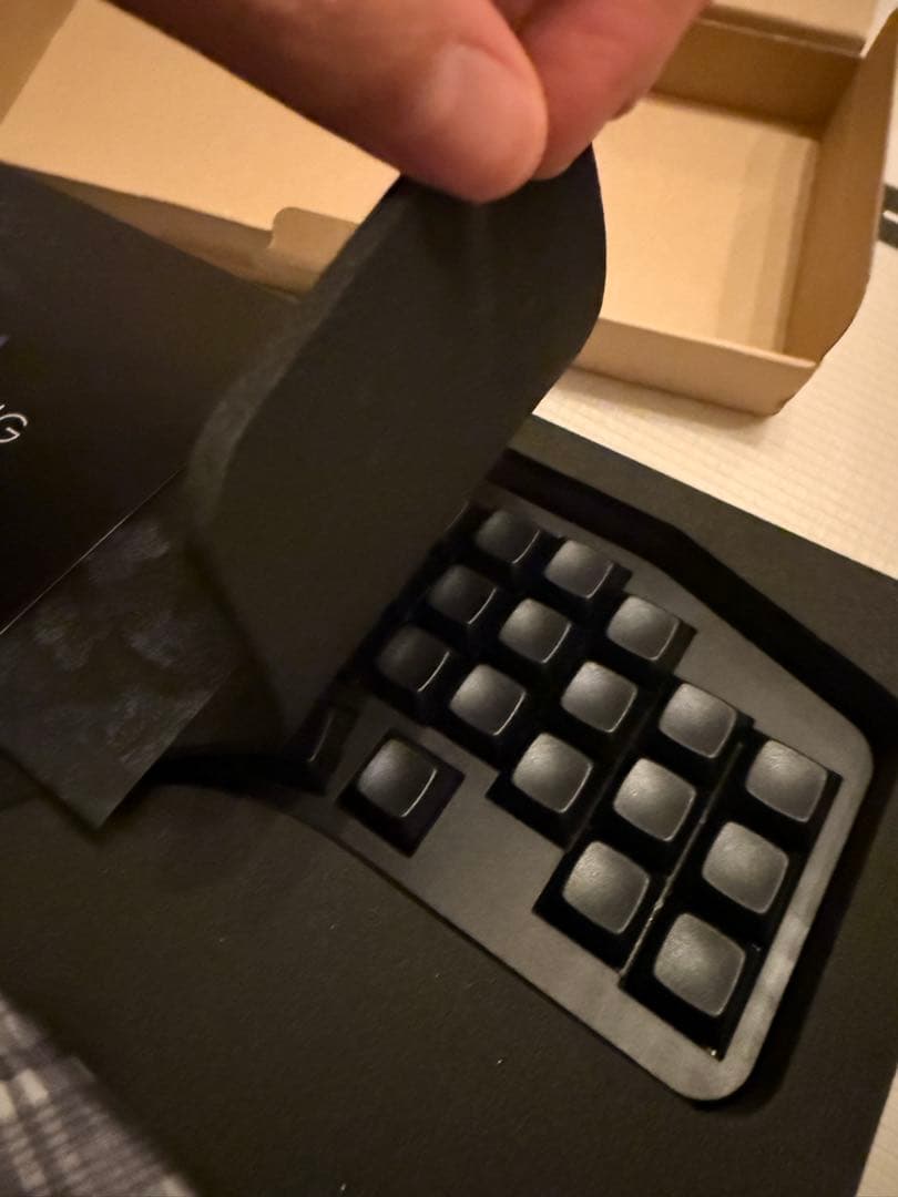 MOTHWING 分割型キーボード 本体／新品・未使用