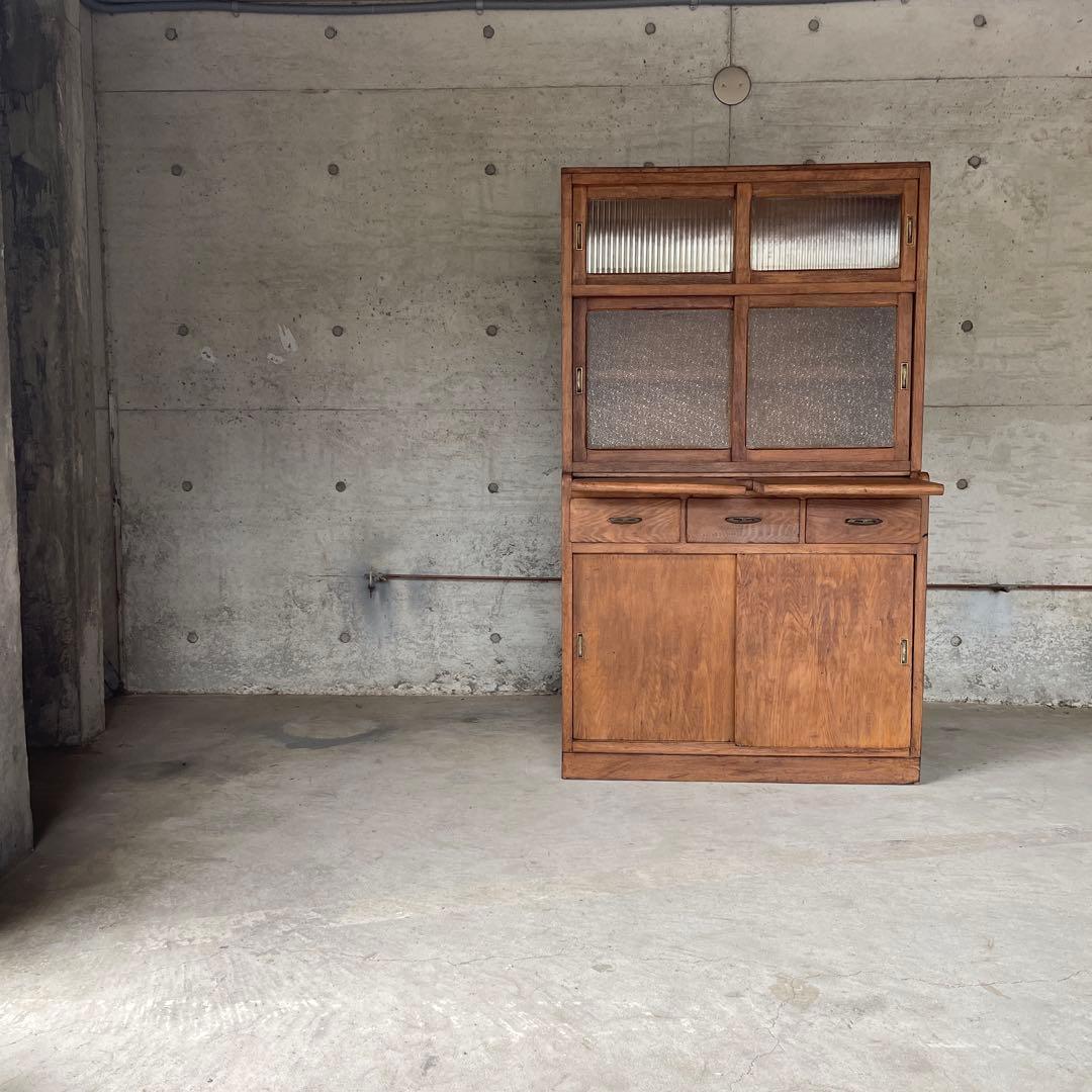 昭和レトロ　食器棚　置き台付き　希少な棚　ダイヤ&モールガラス　戸棚