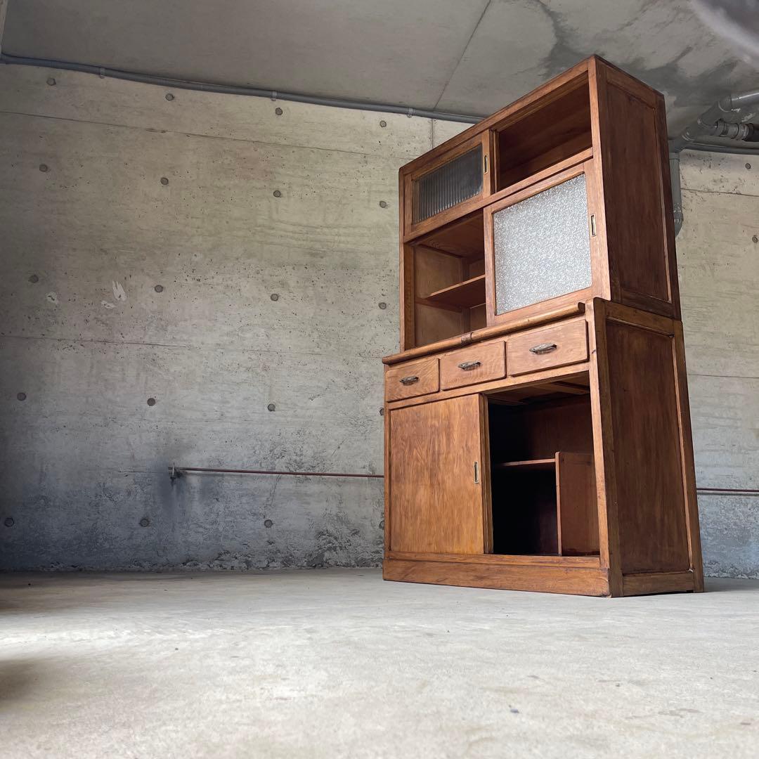 昭和レトロ　食器棚　置き台付き　希少な棚　ダイヤ&モールガラス　戸棚