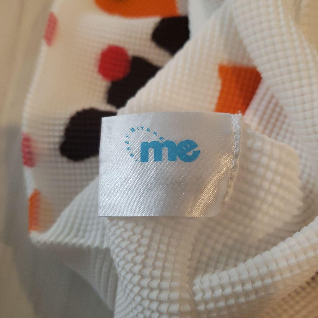 お値下げ‼️イッセイミヤケ　me　花柄模様タンクトップ