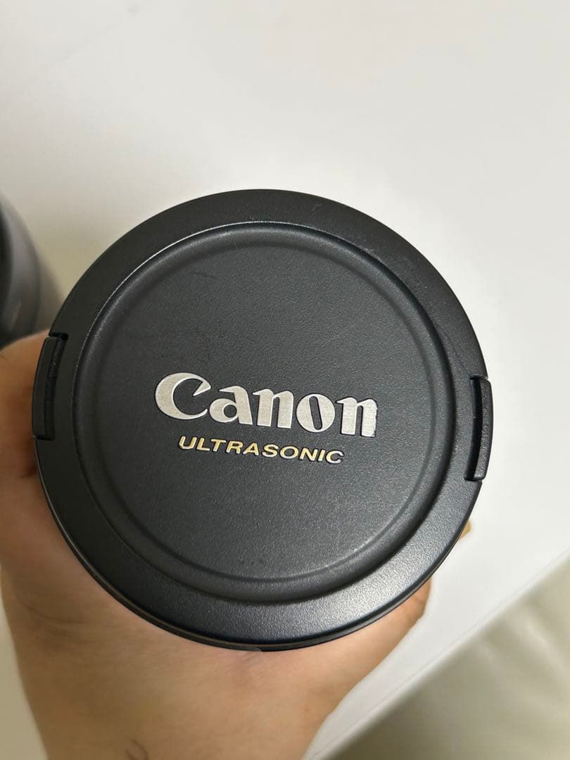 Canon EF 70-200mm f/2.8 ズームレンズ