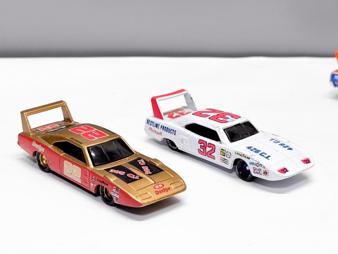 PLYMOUTH SUPERBIRD ★ DODGE DAYTONA 7台セット