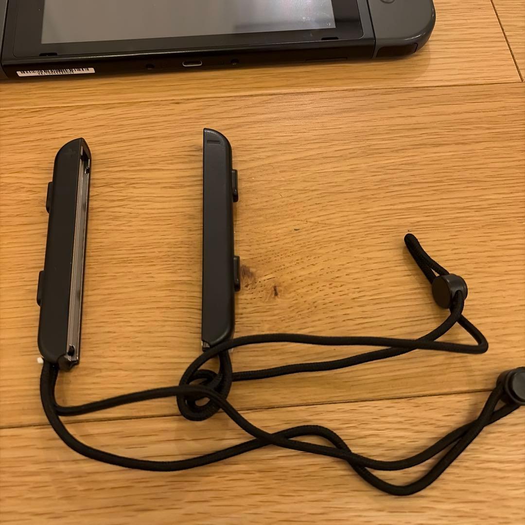 Nintendo Switch 本体 + 付属品+持ち運びケース