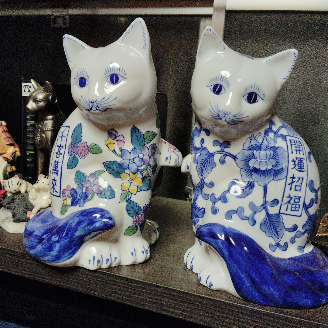 日本の磁器ナニキネコ花柄の陶器製猫の置物 Sanrio
