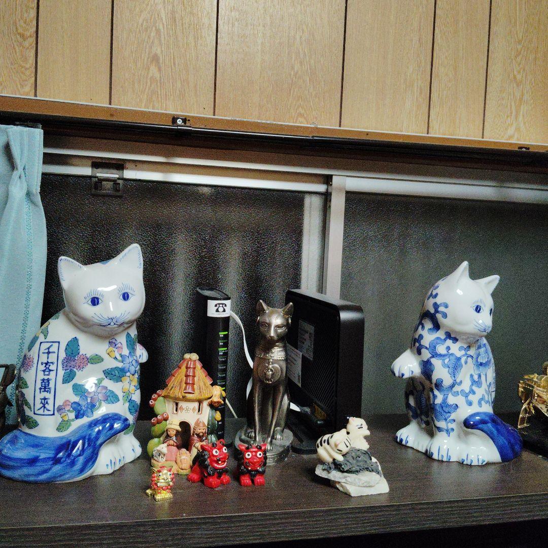 日本の磁器ナニキネコ花柄の陶器製猫の置物 Sanrio