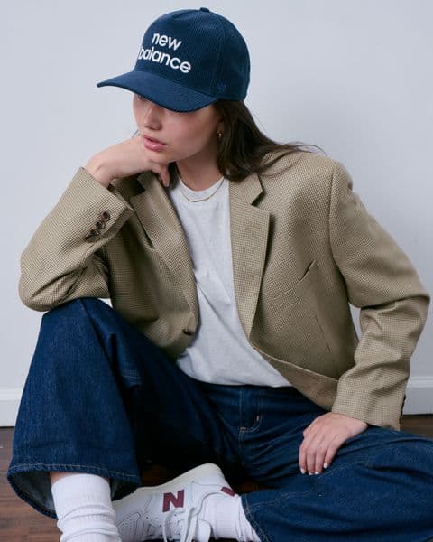 New Balance 47 HITCH ネイビーコーデュロイキャップ