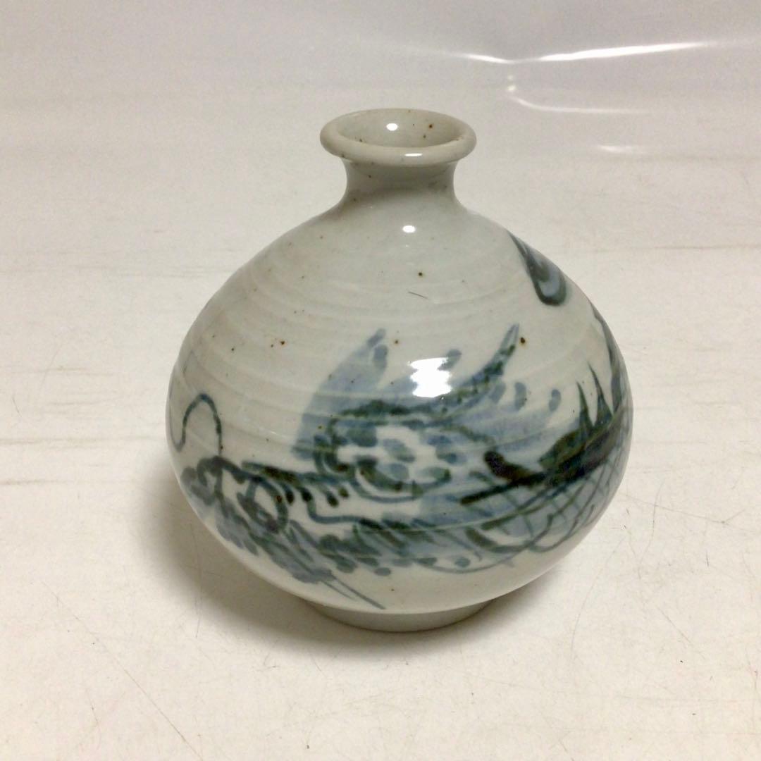 古伊万里　染付油壺（あぶらつぼ）　龍　青魚模様の陶器小瓶