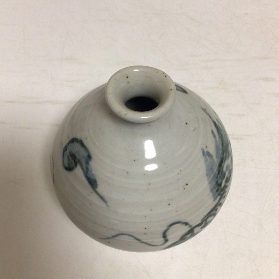 古伊万里　染付油壺（あぶらつぼ）　龍　青魚模様の陶器小瓶