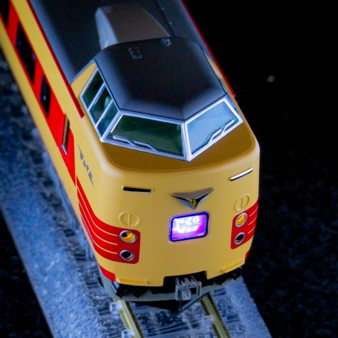 KATO 【特別企画品】 381系 ＜国鉄色リバイバルやくも＞【新品,未使用品】