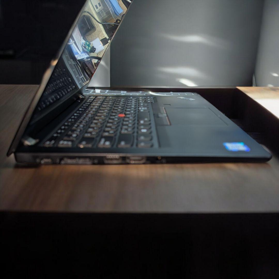 Windowsノート本体 Lenovo Thinkpad X390 Core i7 8665U