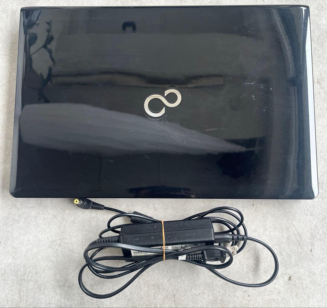 Fujitsu ノートPC ACアダプター付き☆LIFEBOOK AH77/U