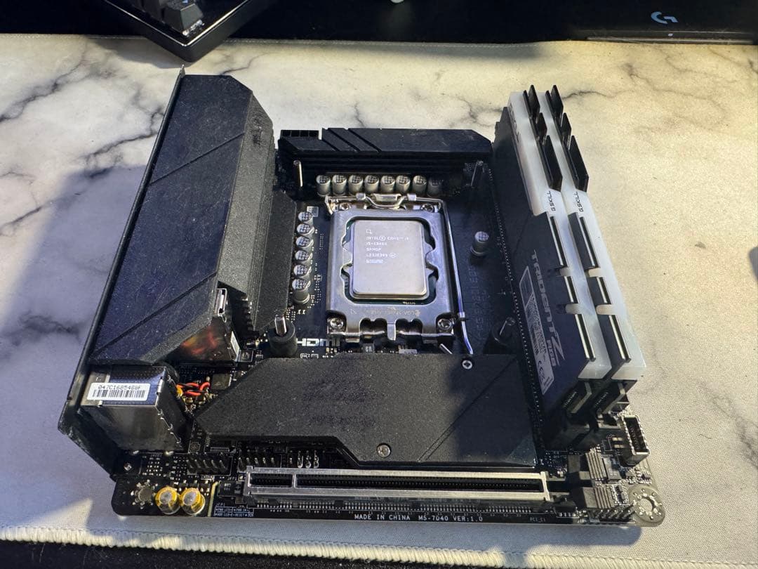 i5-13400 + MSI B760I EDGE + DDR4 セット